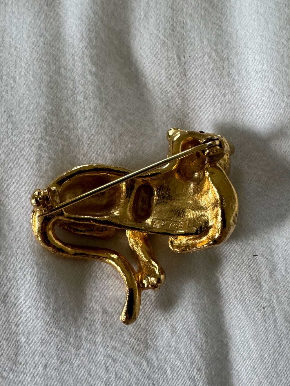 Vintage gold plated leopard brooch - Picture 4 of 4